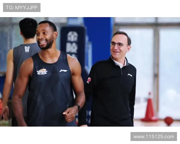 南京羽毛球队在城市联赛积分榜中以59分稳居第一名展现强劲实力