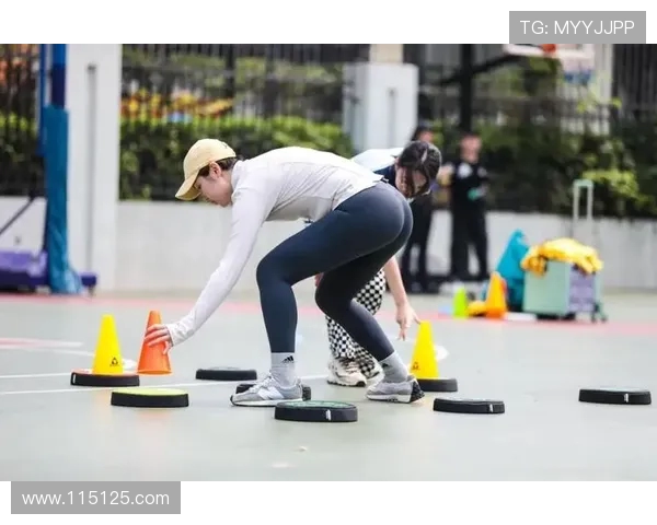 深圳飞盘队的蜕变与成长滑板精英赛中的精彩表现与未来展望