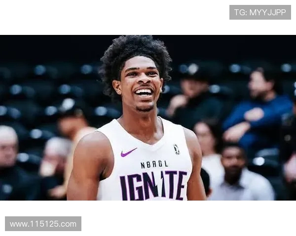 斯库特亨德森:未来NBA明星的崛起与挑战之路 斯库特亨德森:未来NBA明星的崛起与挑战之路