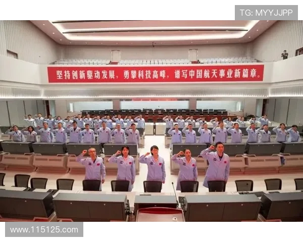 深入探讨北京足球队的团队协作模式及其对比分析